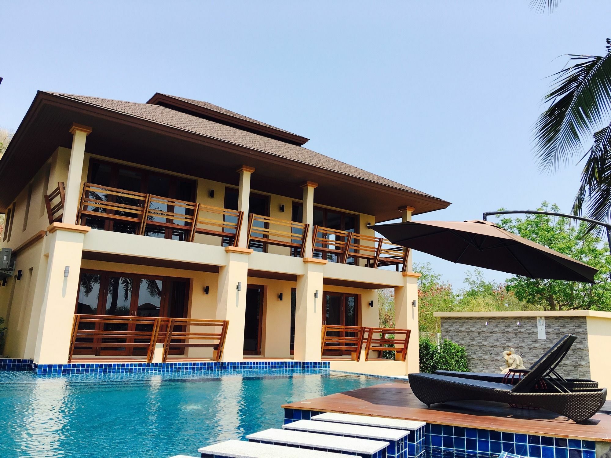 Elegancy Resort HHQ Extérieur photo